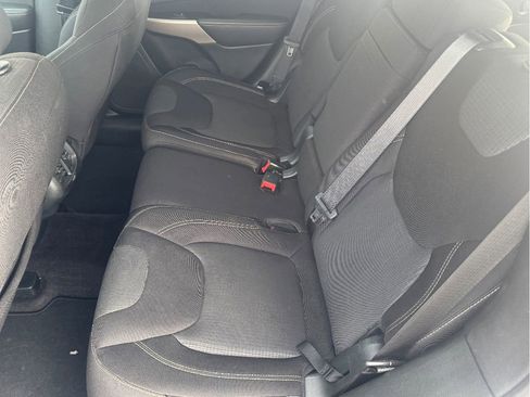 Used 2017 Jeep Cherokee Latitude w/ Safety/Convenience Group image 20