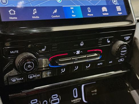 Used 2023 Jeep Grand Cherokee 4WD 4xe image 24