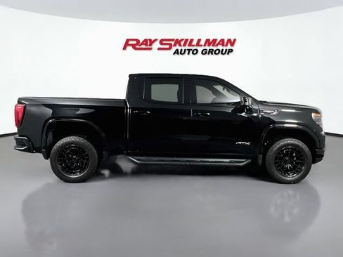 Used 2025 GMC Sierra 1500 AT4 w/ AT4 Premium Package AWD/4WD image 8