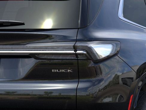 New 2026 Buick Enclave Avenir w/ Super Cruise Package FWD image 12