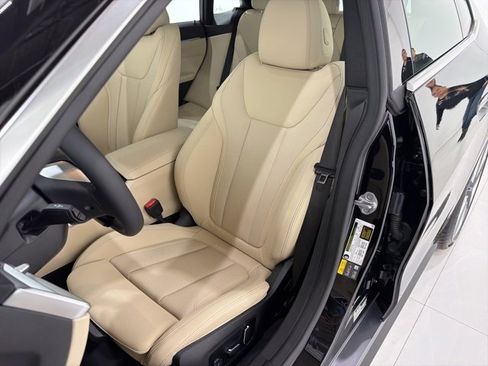 Used 2025 BMW i4 xDrive40i w/ Parking Assistance Package image 13