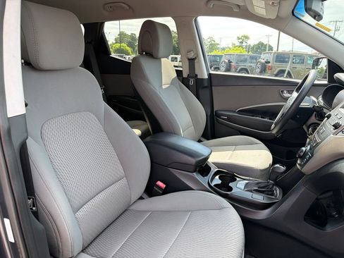 Used 2016 Hyundai Santa Fe Sport FWD image 21