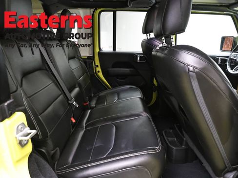 Used 2023 Jeep Wrangler Unlimited Sahara w/ Cold Weather Group image 26