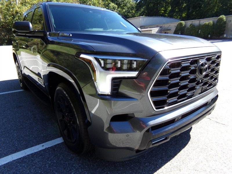 Used 2024 Toyota Sequoia Platinum w/ TRD Off-Road Package AWD/4WD image 4