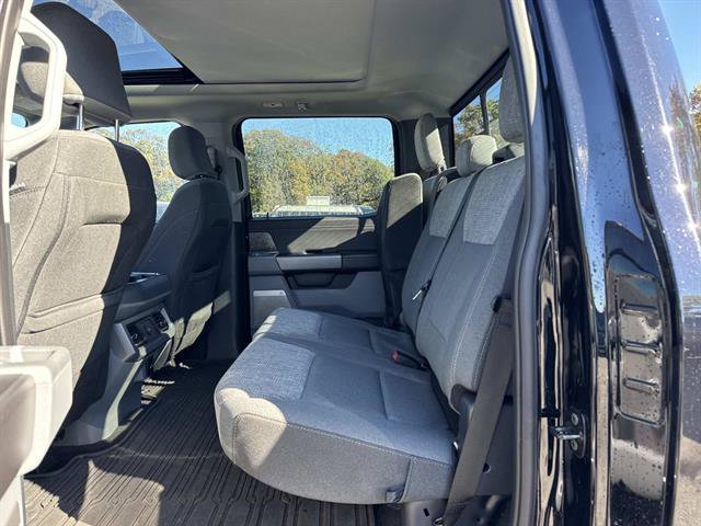 Used 2025 Ford F350 XLT w/ Black Appearance Package AWD/4WD image 9