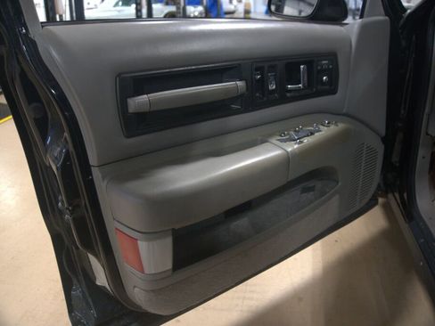 Used 1994 Chevrolet Impala SS image 39