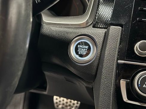 Used 2020 Honda Civic Sport image 17