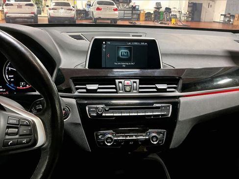 Used 2019 BMW X1 xDrive28i w/ Convenience Package image 9