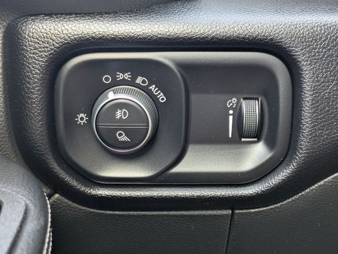 Used 2026 RAM 2500 Big Horn AWD/4WD image 20