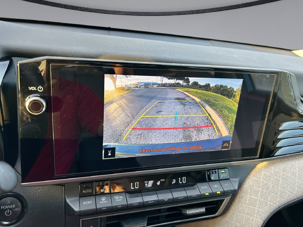 Certified 2025 Toyota Camry XLE FWD image 24