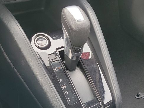Certified 2022 Nissan Kicks S FWD image 36