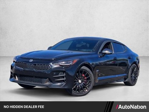 Used 2018 Kia Stinger GT2 image 1