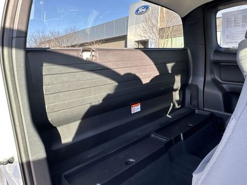 Used 2019 Toyota Tacoma SR image 20
