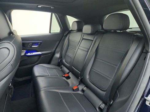 Certified 2023 Mercedes-Benz GLC 300 image 19