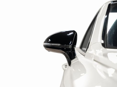 Used 2023 Bentley Flying Spur W12 image 6