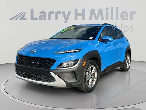 Certified 2022 Hyundai Kona SEL AWD/4WD image 1