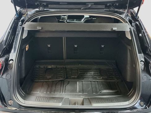 Used 2025 Chevrolet Trax ACTIV w/ Driver Confidence Package FWD image 24