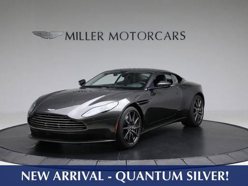 Used 2019 Aston Martin DB11 Coupe image 1