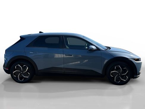 Certified 2024 Hyundai Ioniq 5 SEL RWD image 6