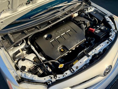 Used 2013 Toyota Corolla LE Special Edition image 24