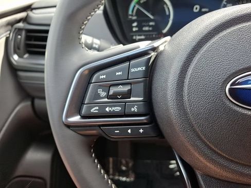 Used 2025 Subaru Forester Limited AWD/4WD image 25