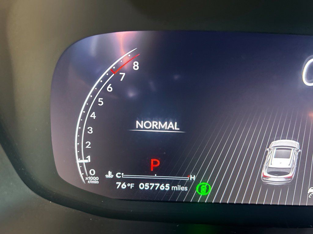 Used 2023 Acura MDX w/ Technology Package AWD/4WD image 25