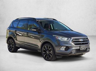 Used 2017 Ford Escape Titanium video 3