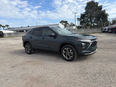 New 2026 Chevrolet Trax LT w/ Driver Confidence Package image 20