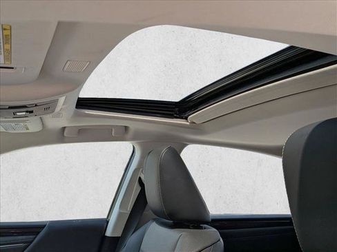 Used 2024 Lexus ES 350 FWD image 15