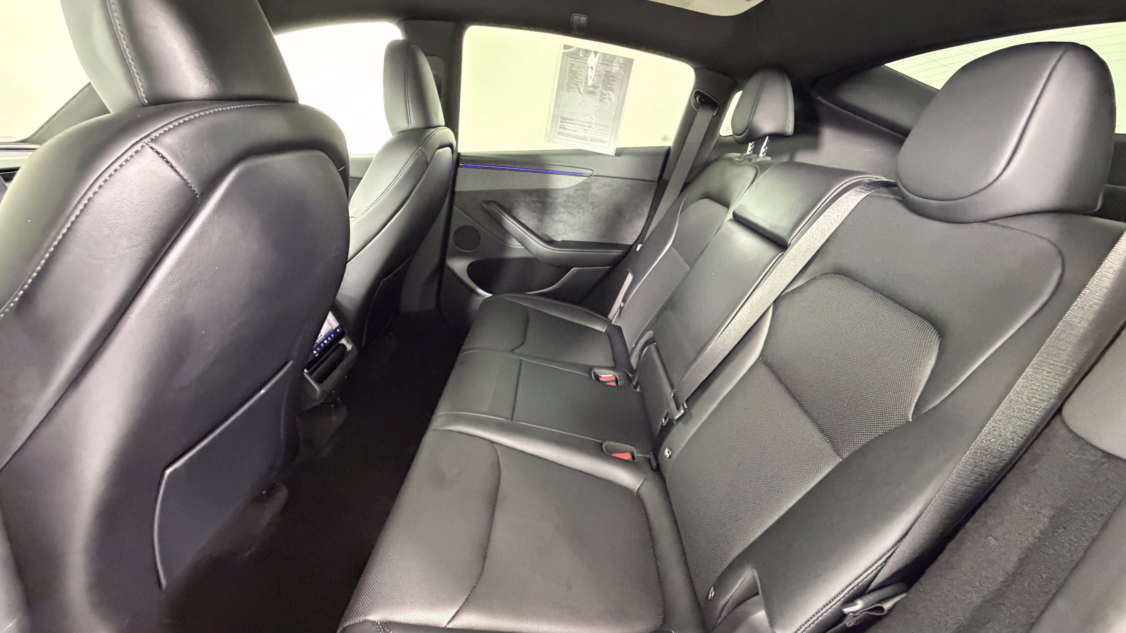 Used 2026 Tesla Model Y Long Range RWD image 27