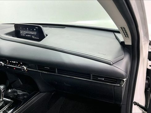 Used 2025 MAZDA CX-30 AWD 2.5 S w/ Preferred Package image 19