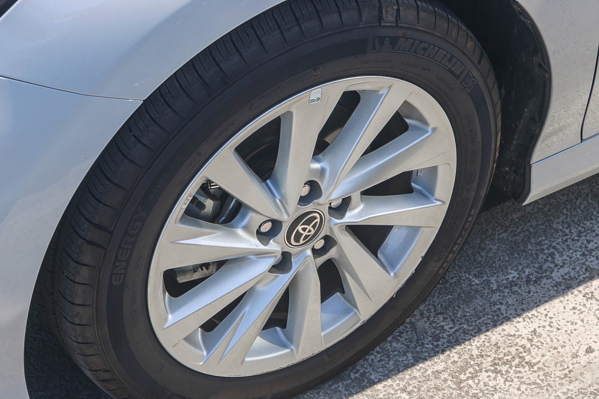 Used 2024 Toyota Camry LE FWD image 8