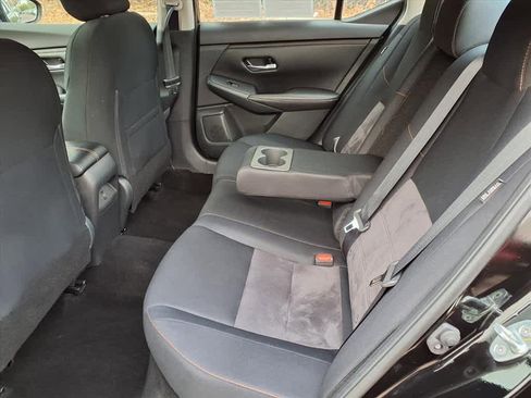 Used 2023 Nissan Sentra SR w/ Midnight Edition Package image 10