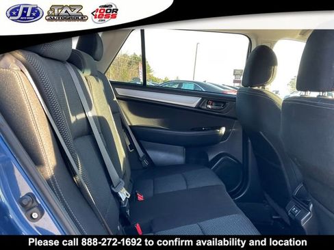 Used 2019 Subaru Outback 2.5i Premium image 10