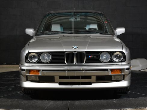 Used 1988 BMW M3 Coupe RWD image 32