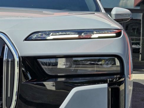 Used 2024 BMW 760i xDrive 760i xDrive w/ Executive Package image 13