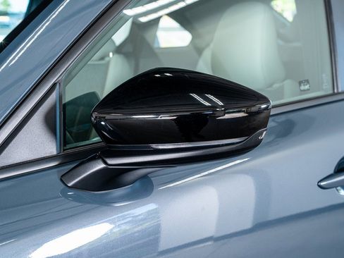 Used 2022 MAZDA MX-30 Electric w/ Premium Package image 20