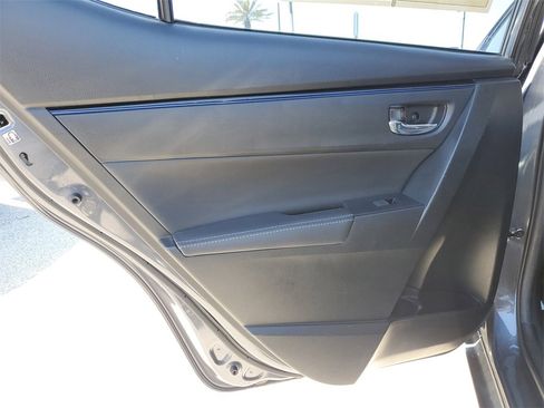 Used 2019 Toyota Corolla SE image 17