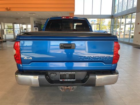 Used 2016 Toyota Tundra SR5 image 6
