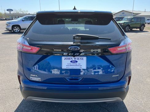 Used 2024 Ford Edge SEL image 5