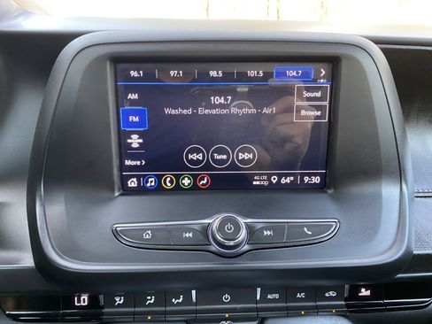 Used 2021 Chevrolet Camaro LT w/ RS Package image 25