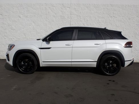 New 2026 Volkswagen Atlas Cross Sport SEL R-Line image 4