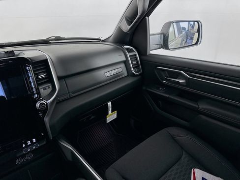 New 2026 RAM 1500 Big Horn AWD/4WD image 31