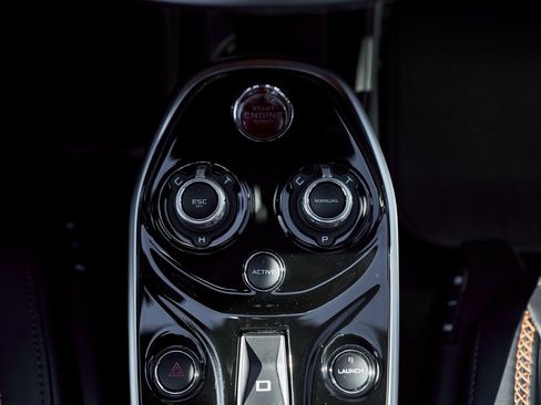 Used 2023 McLaren GT image 60