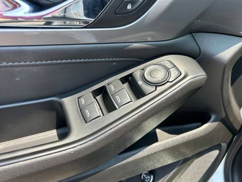 Used 2023 Chevrolet Traverse LT w/ LPO, Cargo Package AWD/4WD image 13