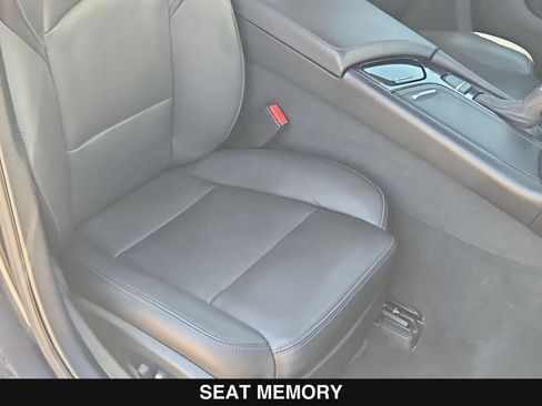 Used 2018 Cadillac CTS Luxury RWD image 33