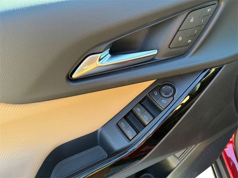 New 2026 Chevrolet Equinox ACTIV image 12