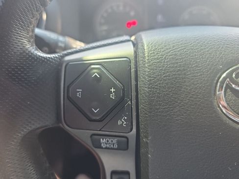 Used 2021 Toyota Tacoma TRD Sport AWD/4WD image 21