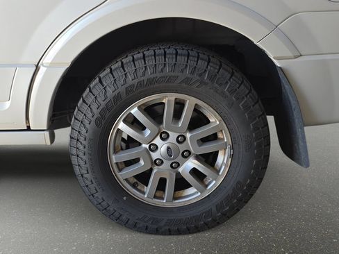 Used 2012 Ford Expedition Limited AWD/4WD image 34