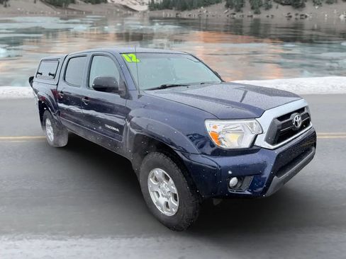 Used 2012 Toyota Tacoma 4x4 Double Cab w/ SR5 Pkg image 1